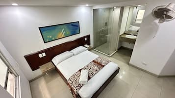 Blackout curtains, soundproofing, iron/ironing board, free WiFi