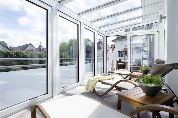 Körperbehandlungen, Warmsteinmassagen, Tiefengewebe-Massagen