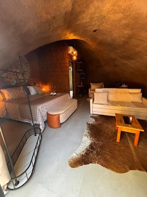 Hytte – deluxe | Skrivebord, strykejern/-brett, wi-fi (inkludert) og rullestolvennlig