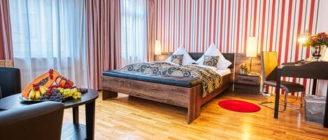 Chambre Double Supérieure, salle de bains privée, vue ville