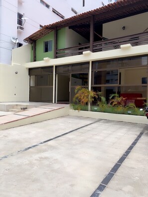 Aparcament sense assistència gratuït 