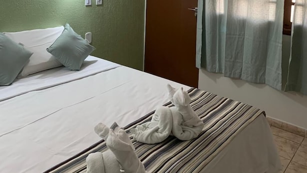 Kamar Double Comfort, 1 Tempat Tidur King | Minibar, meja kerja, tirai kedap cahaya, dan kedap suara