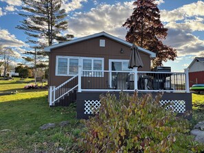 Exterior - 3 Bedrooms - Waterfront Location On St. Lawrence River (Ogdensburg)
