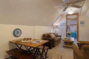 Interior - Family-Friendly Apart. Walk to Beach + Downtown - #3 (Traverse City)