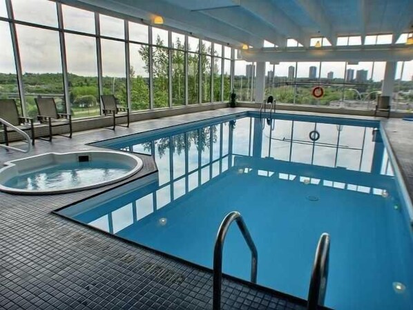 Piscine couverte, piscine chauffée