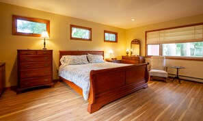 2 soverom, strykejern/-brett, wi-fi (inkludert) og sengetøy