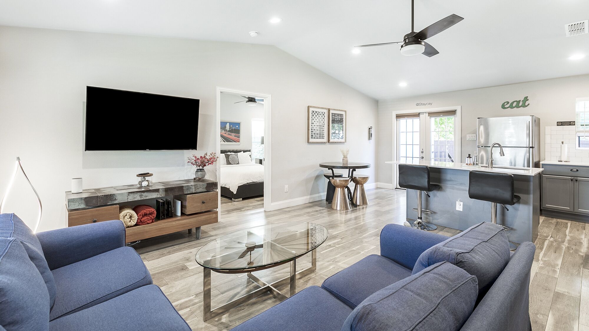Comfortable #Staycay Close to Everything In Dallas