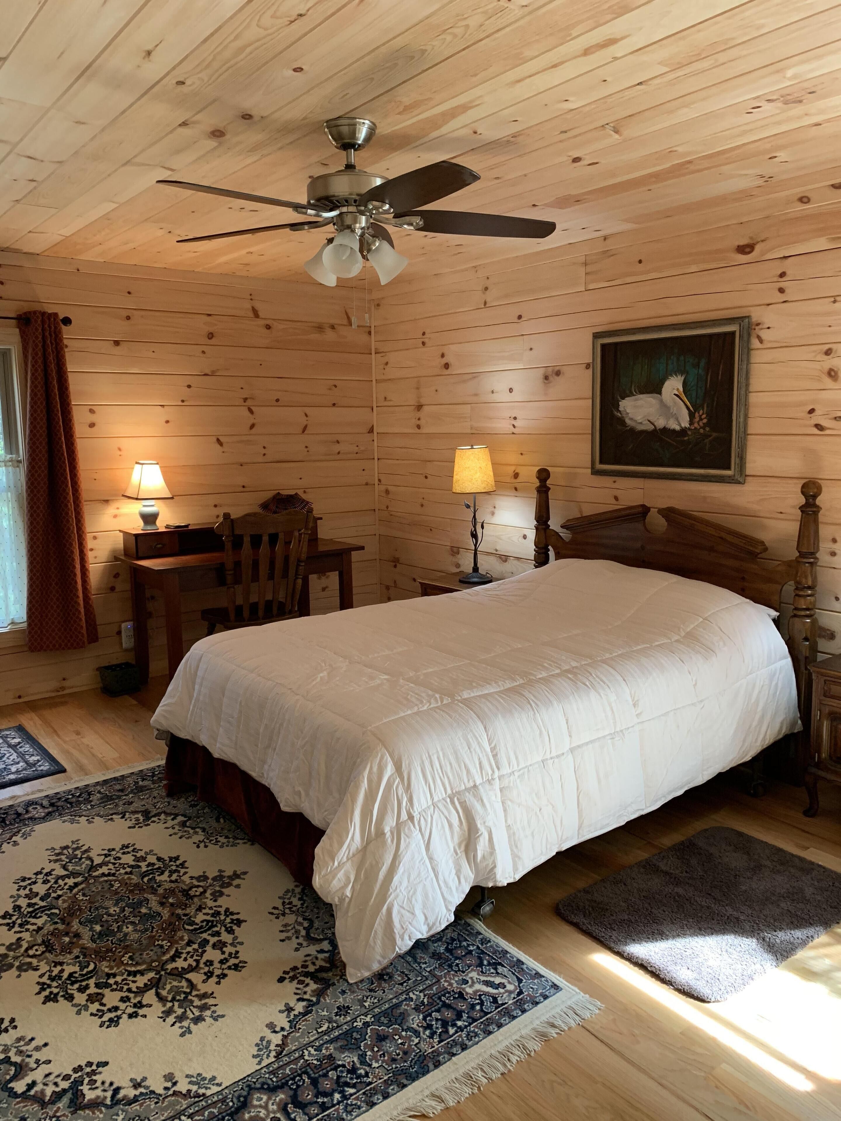 Retreat Log Cabin in Saluda, NC
