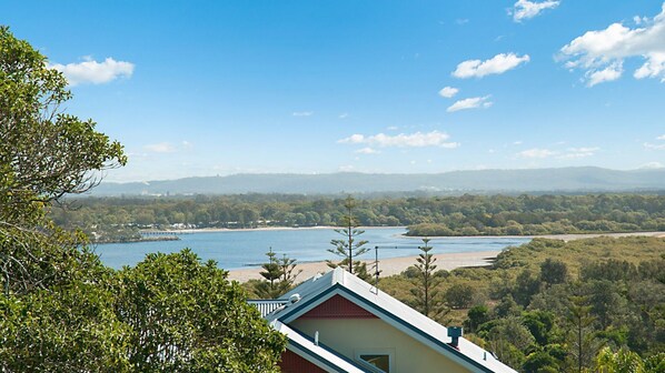 الإطلالة من المنشأة