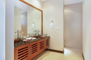 Interior - Book 1 Bedroom stay at 2 Bedrooms near ECHO BEACH Canggu, Pool, Housekeeping (Canggu)