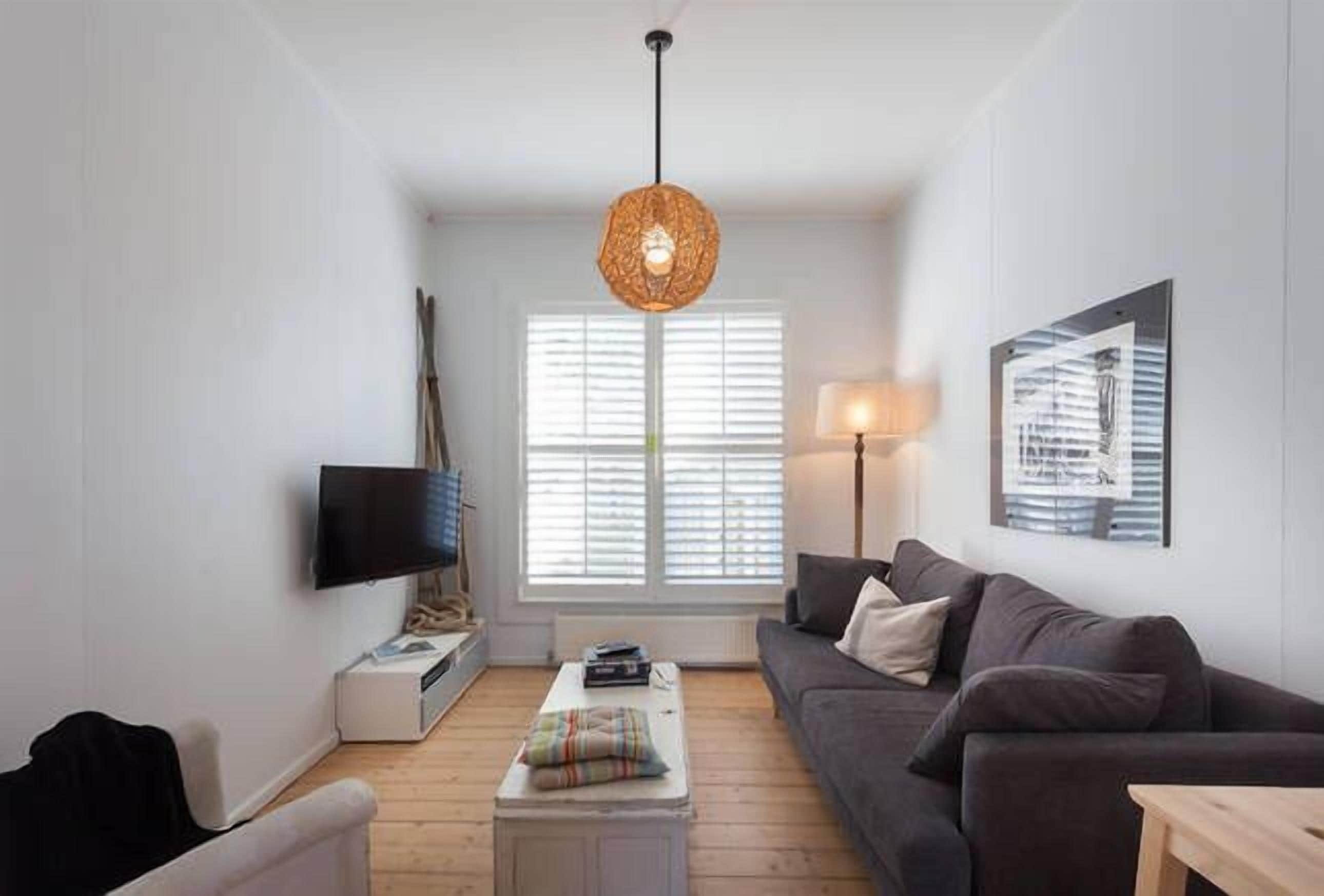 Whitelodge on Long Island 100 metres to beach, pet friendly 