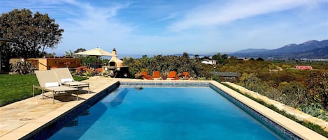 Et oppvarmet basseng