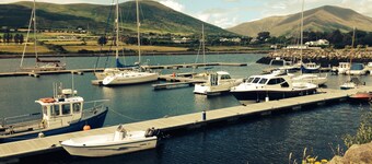 Cahirciveen Marina, Ring of Kerry, 2bed / 2bath Maison