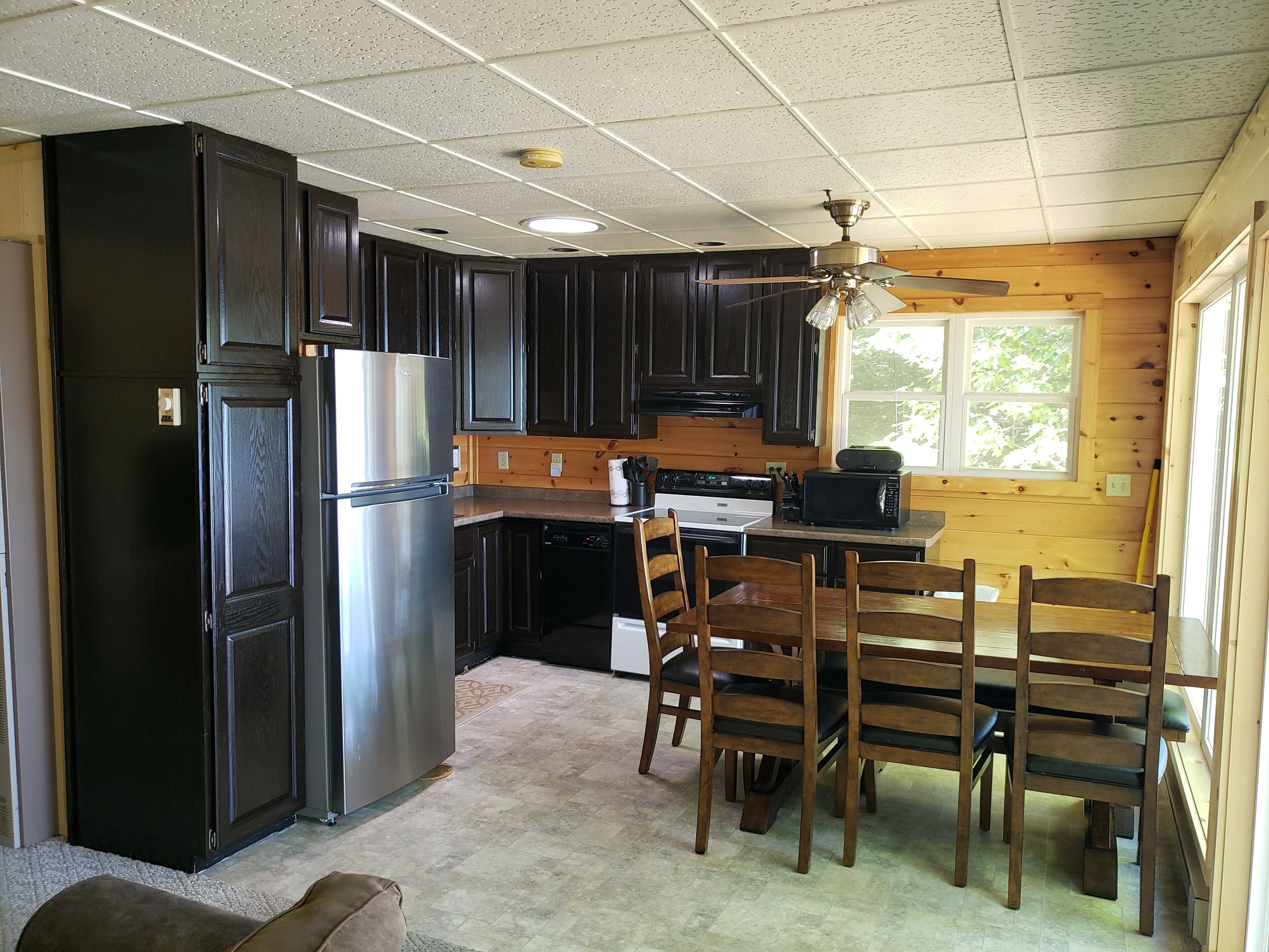 Lakefront Getaways - 185' all sand beach - Snowmobile trail access