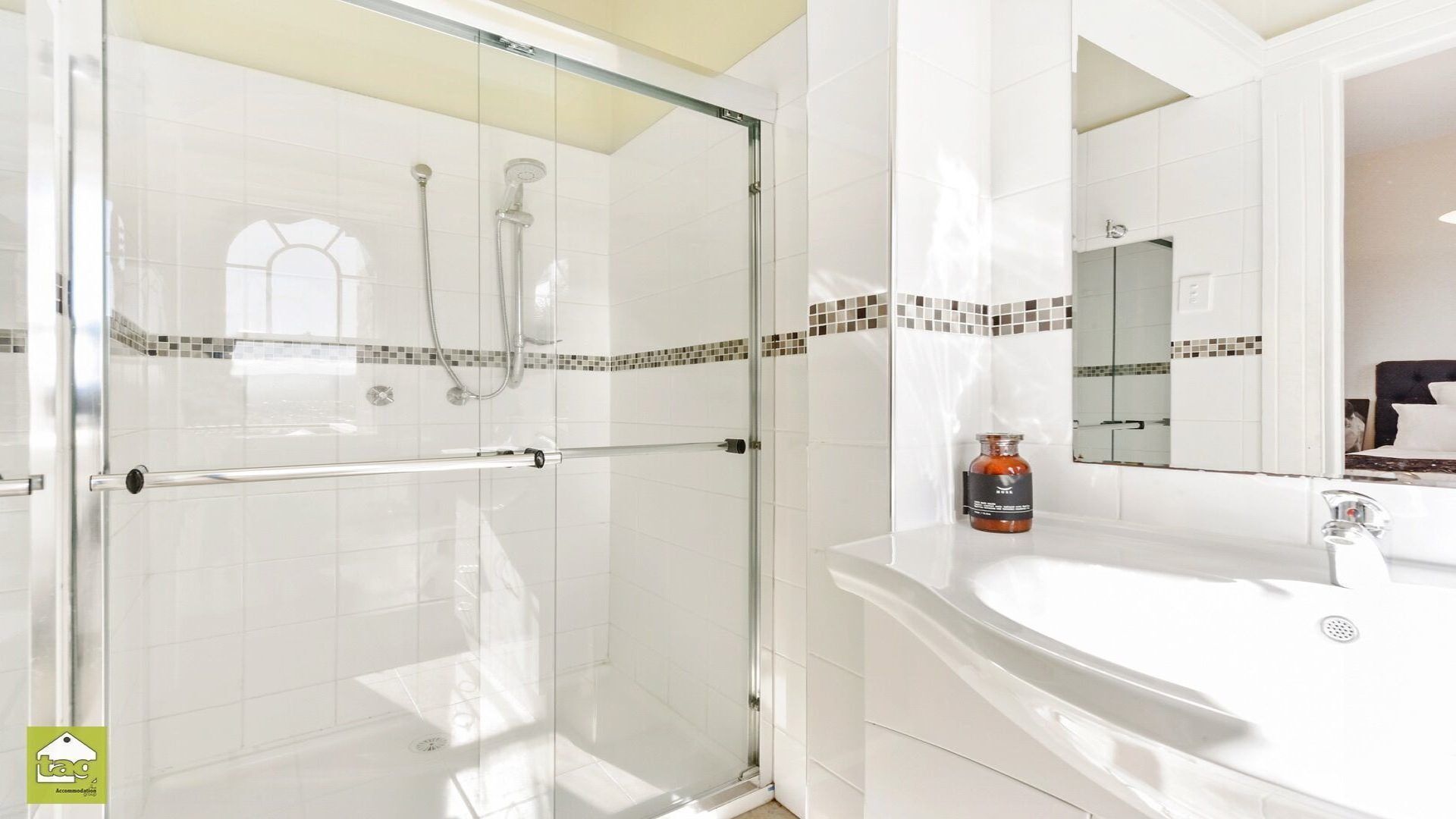 Dom Winter Glamorous Art Deco — image 8
