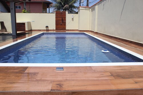 CASA C / SCHWIMMBAD PRAIA GRANDE UBATUBA - 25 Personen