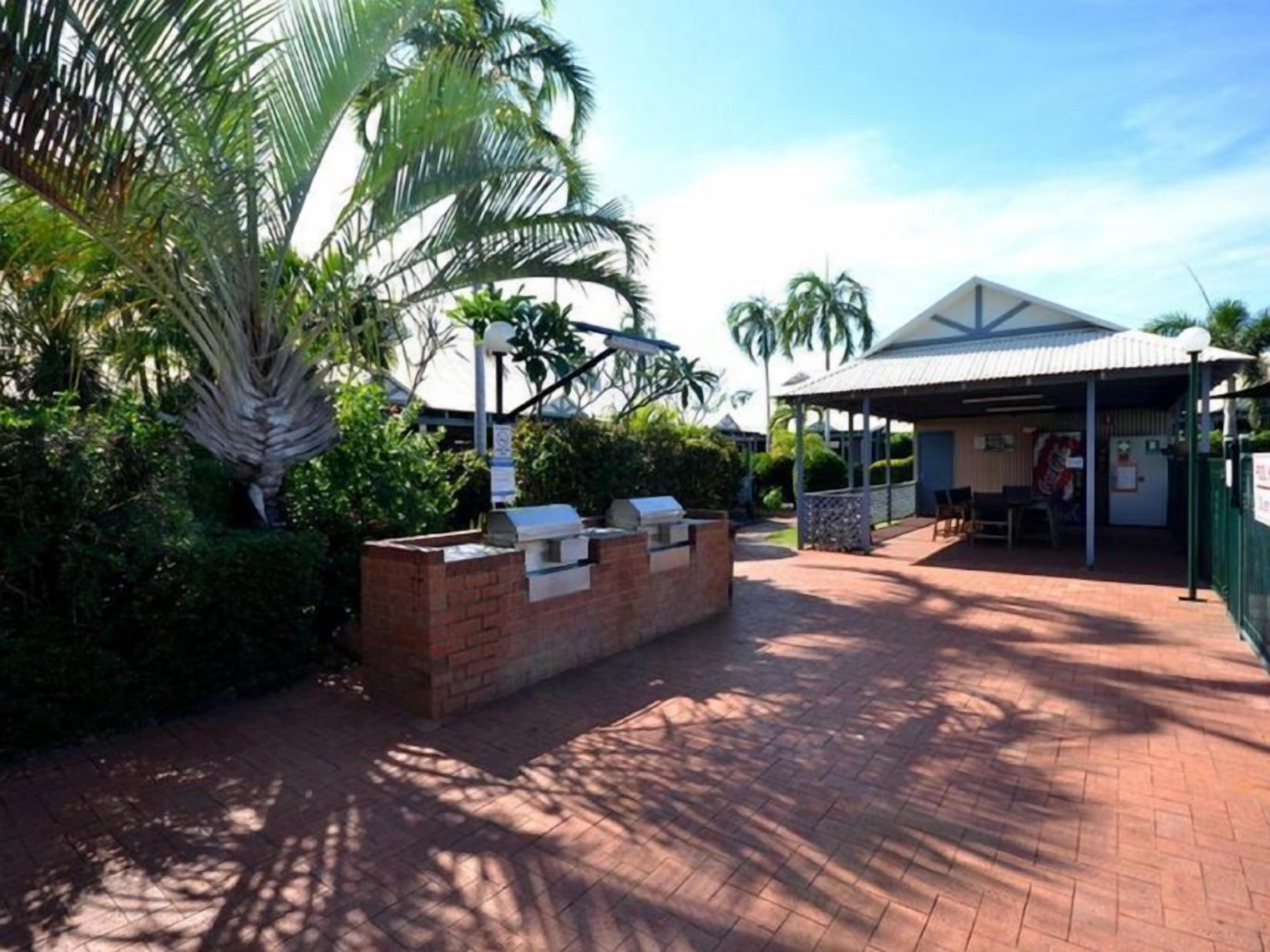 Cable Beach - 2 Bedroom Apartment — image 12