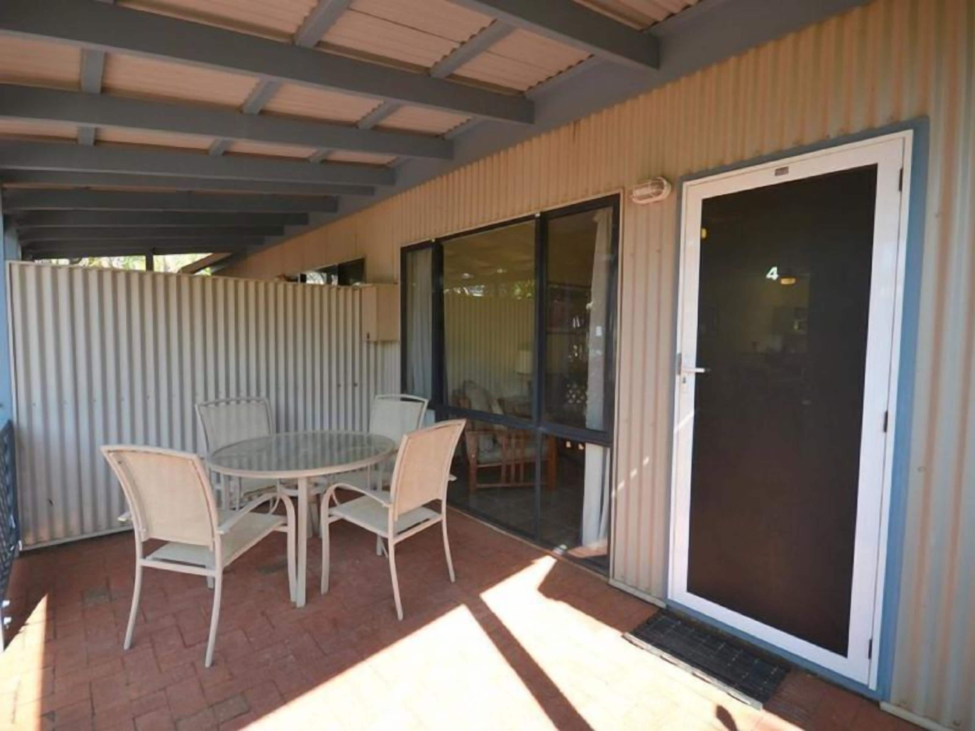 Cable Beach - 2 Bedroom Apartment — image 7