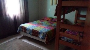 4 chambres, accès au Wi-Fi (inclus)