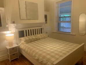 4 bedrooms, iron/ironing board, travel crib, free WiFi