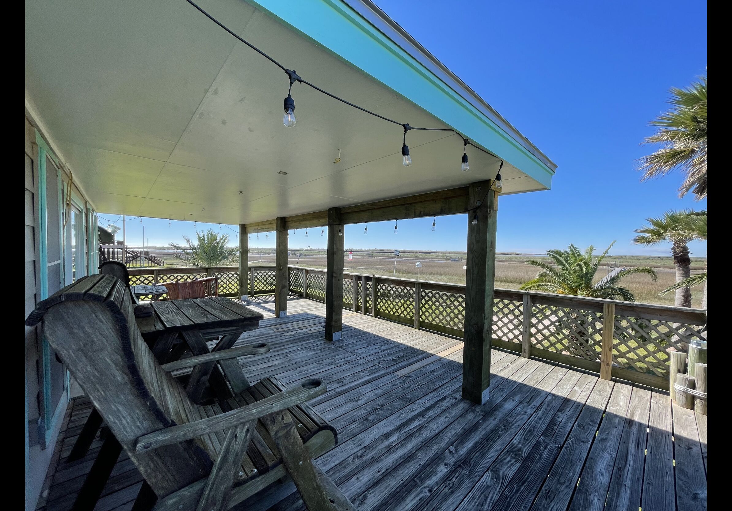 Bay House- Excellent Fishing House With Large Lighted Pier At The Caney Creek "Y