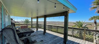 Bay House- Excellent Fishing House With Large Lighted Pier At The Caney Creek "Y