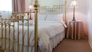 2 Schlafzimmer, Bügeleisen/Bügelbrett, Reisekinderbett, kostenloses WLAN