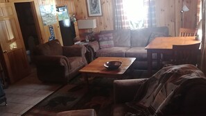 Televisio, takka, DVD-soitin