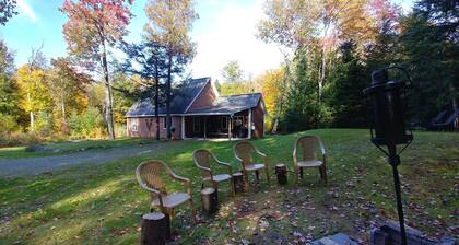 3 Bedroom & Loft - Great Home For Multi-Season Sports - Sleeps 6-8, 🐕 friendly