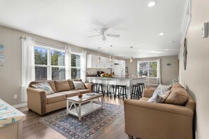 Smart TV, offices - This apartment is a 3 bedroom(s), 2 bathrooms, located in Bernard, ME. (Tremont)