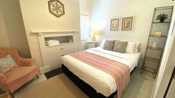 3 bedrooms, iron/ironing board, travel cot, WiFi