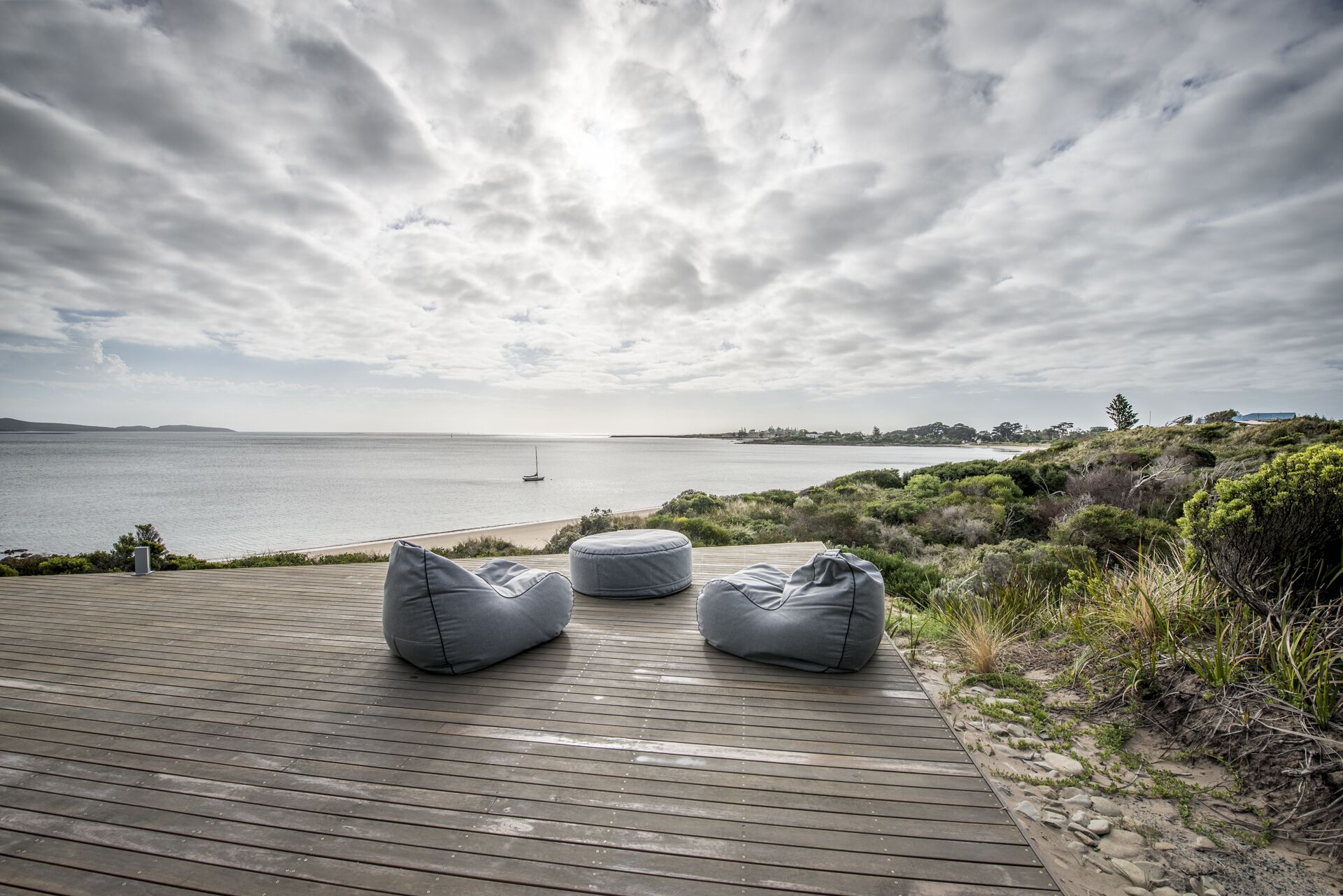 The Low Head Beach House — image 27