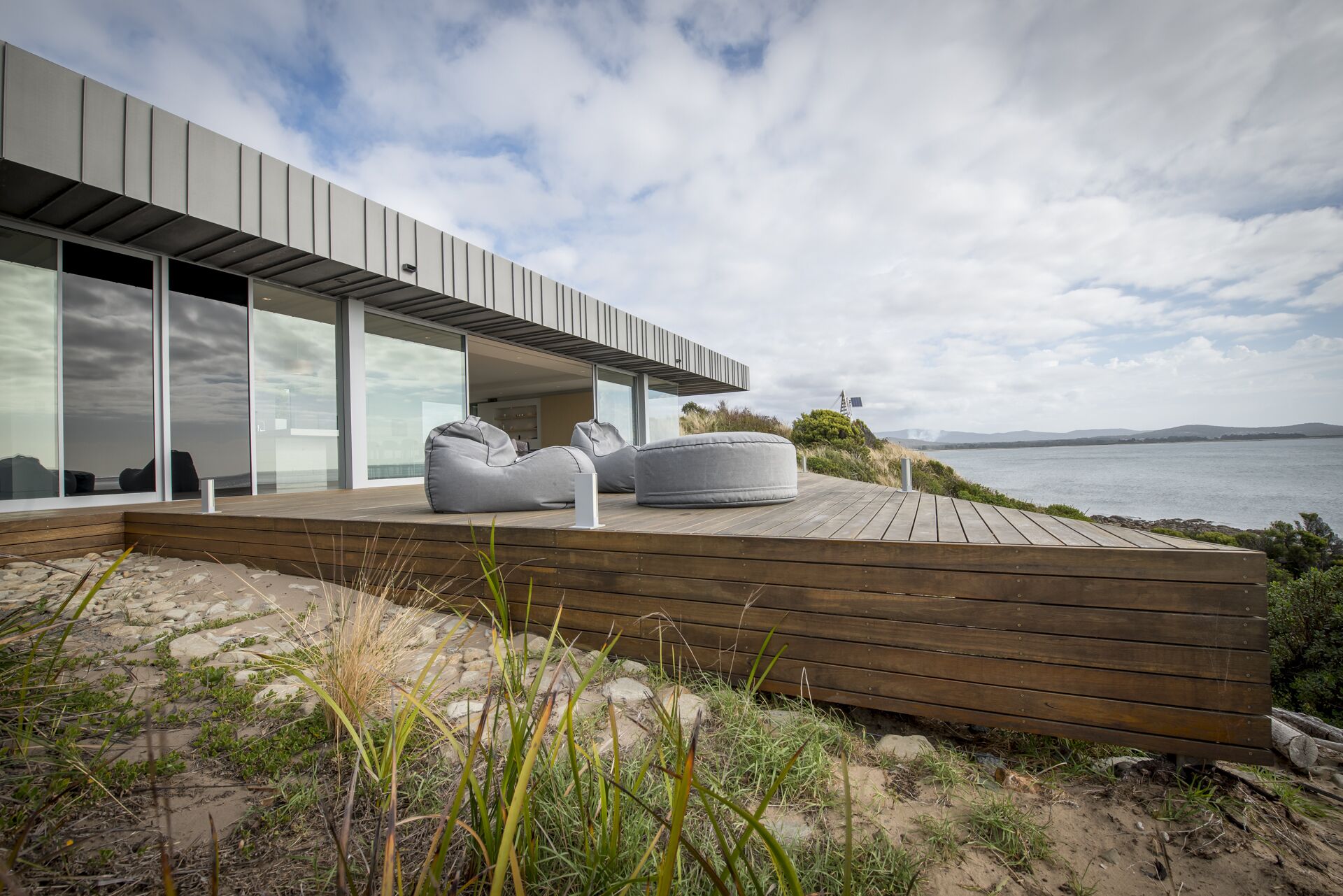 The Low Head Beach House — image 7