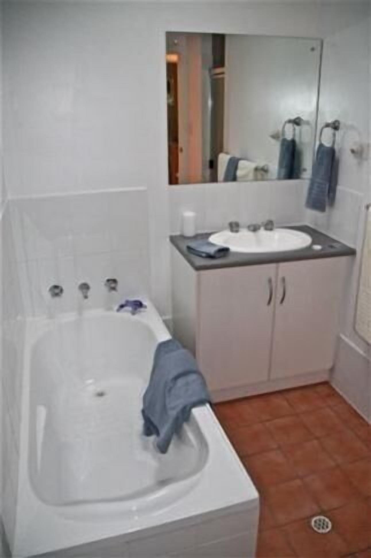 Elanora at Port Willunga — image 10