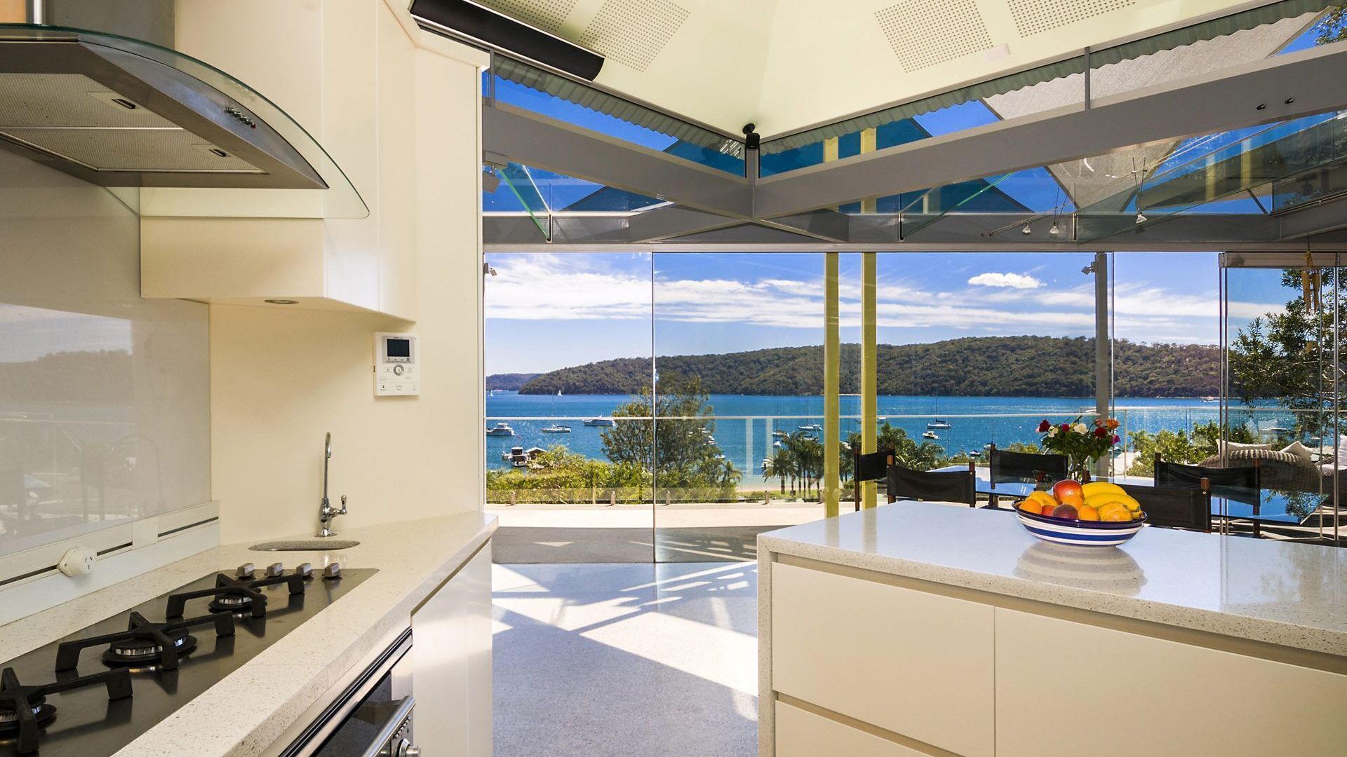 THE GLASS HOUSE by Palm Beach Holiday Rentals — image 7