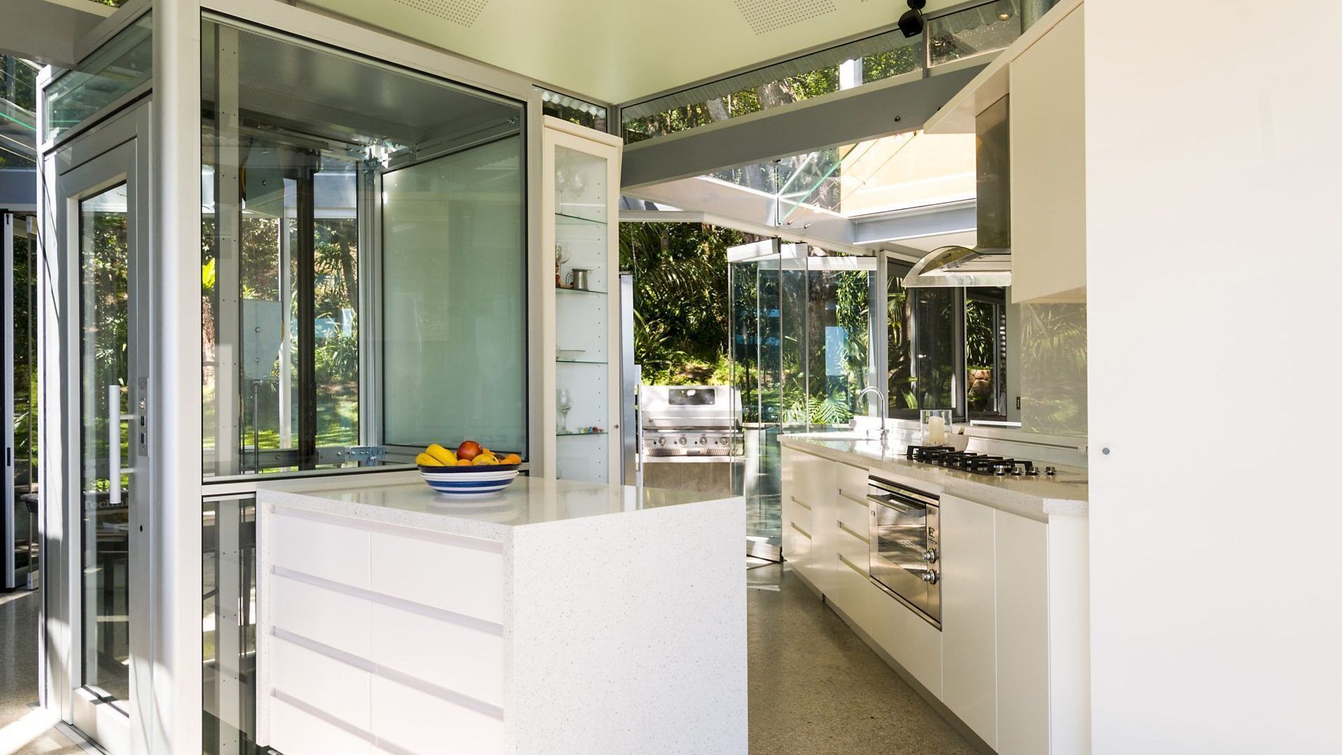 THE GLASS HOUSE by Palm Beach Holiday Rentals — image 8