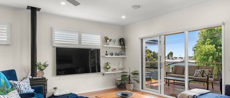 Televisión y reproductor de DVD