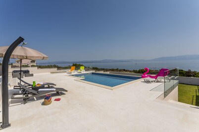 Villa Grabovka in Necujam - island Solta, Croatia