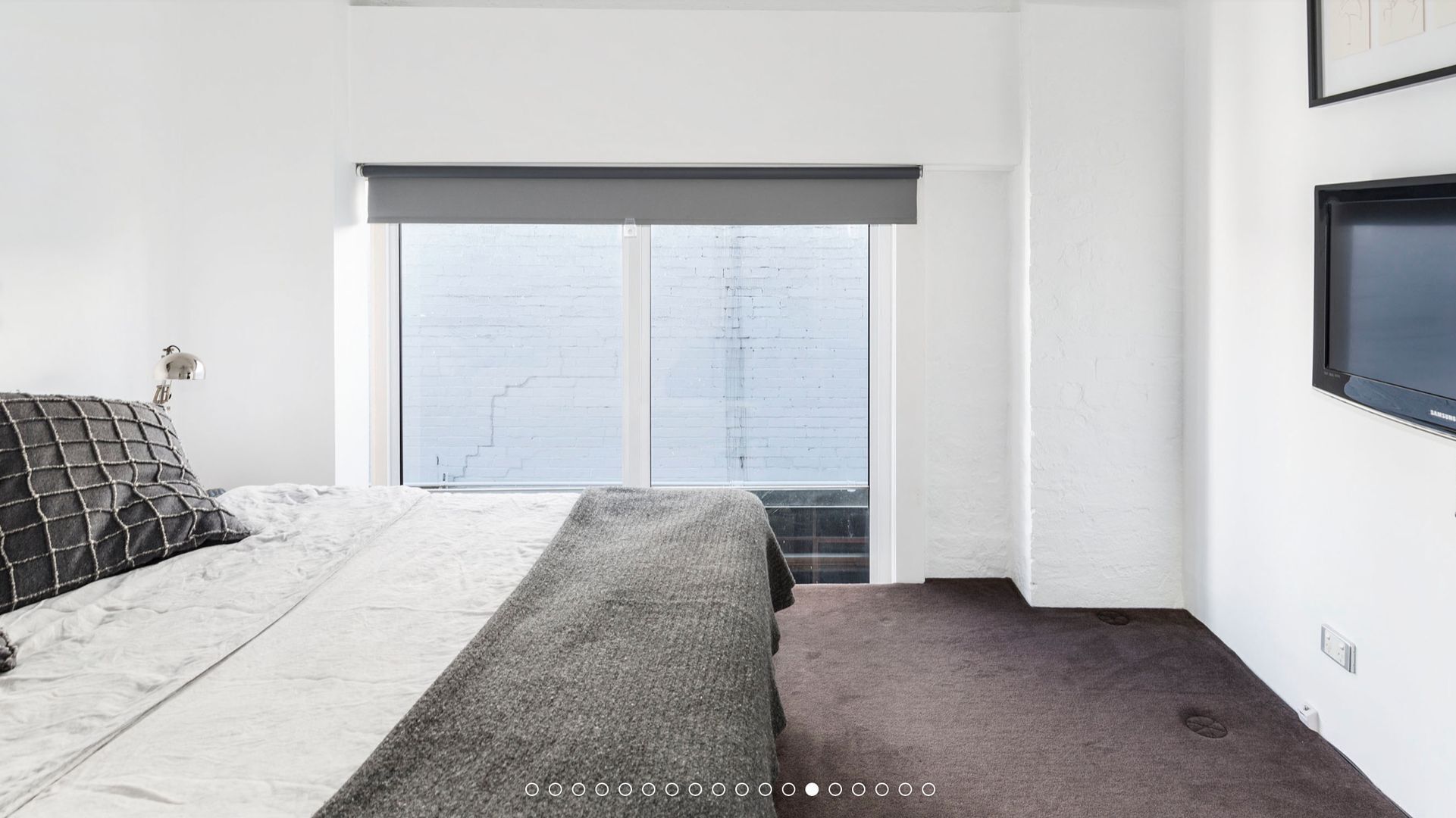 Designer Warehouse Apartment City Fringe — image 17