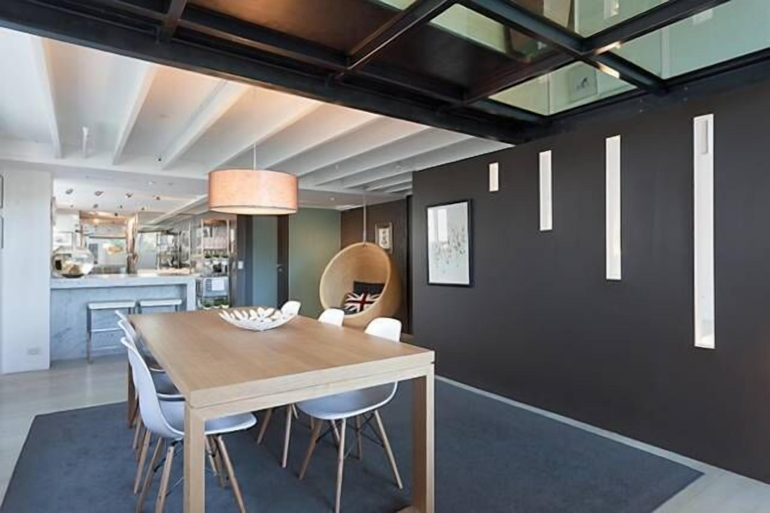 Designer Warehouse Apartment City Fringe — image 5