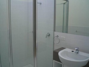 Badewanne, Toilettenpapier