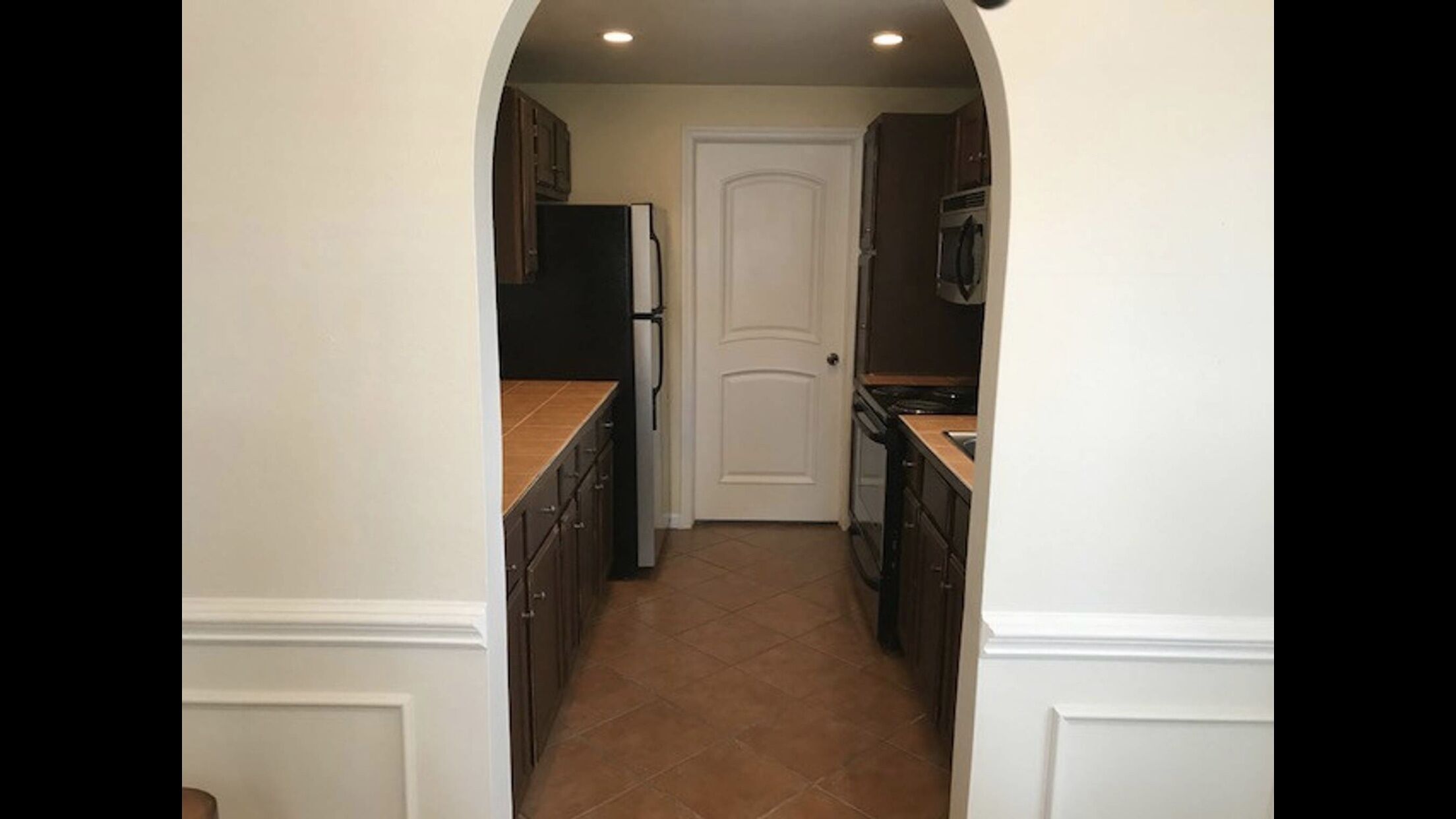 The Guesthouse-Located right between Asheville and Black Mountain