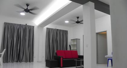 Seri Bayan Stay99 (max 11 pax)