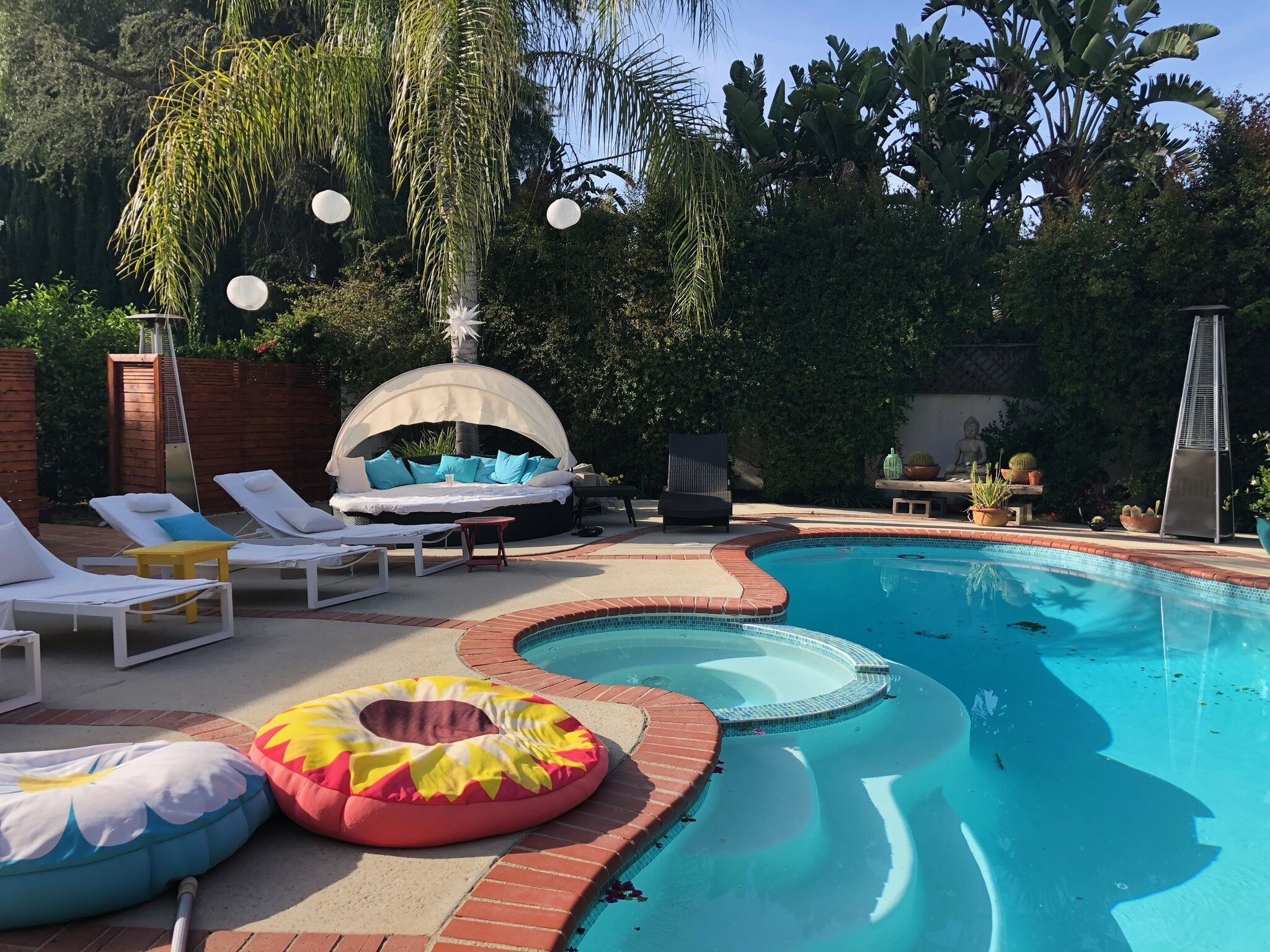 Stars, beach, shopping-best of LA! Private pool jacuzzi close to beach & city