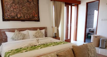 VIP Green Studio Apartment Seminyak