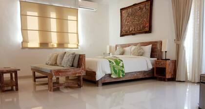 VIP Green Studio Apartment Seminyak