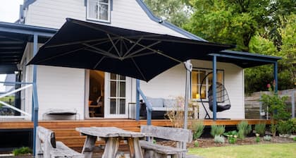 BlueMill Cottage Bright - The Complete Luxury Getaway