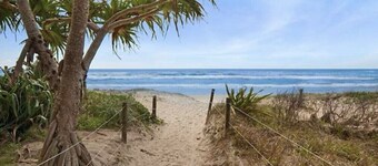 Amaroo Beachside Retreat