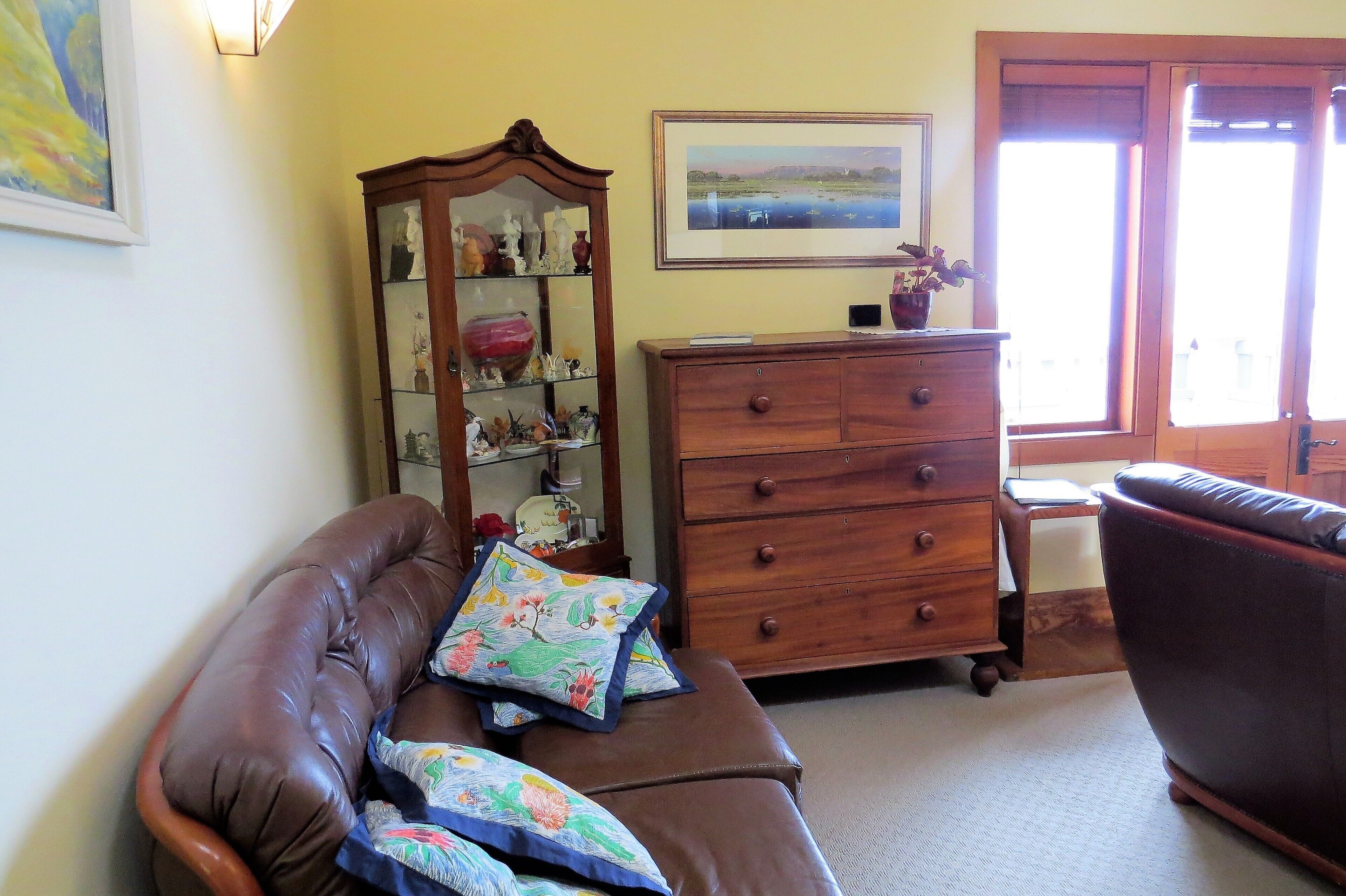 A Room with a View at McCloud House — image 9