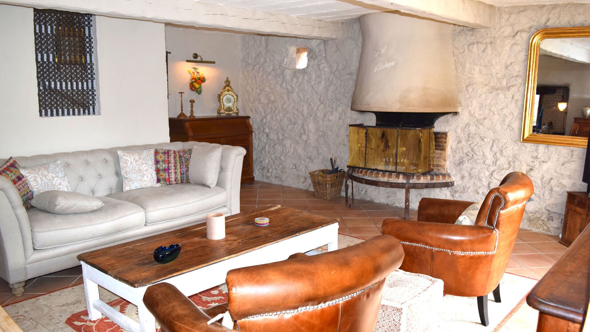 Romantic original Provencal Bastide  between Saint Tropez and Provence